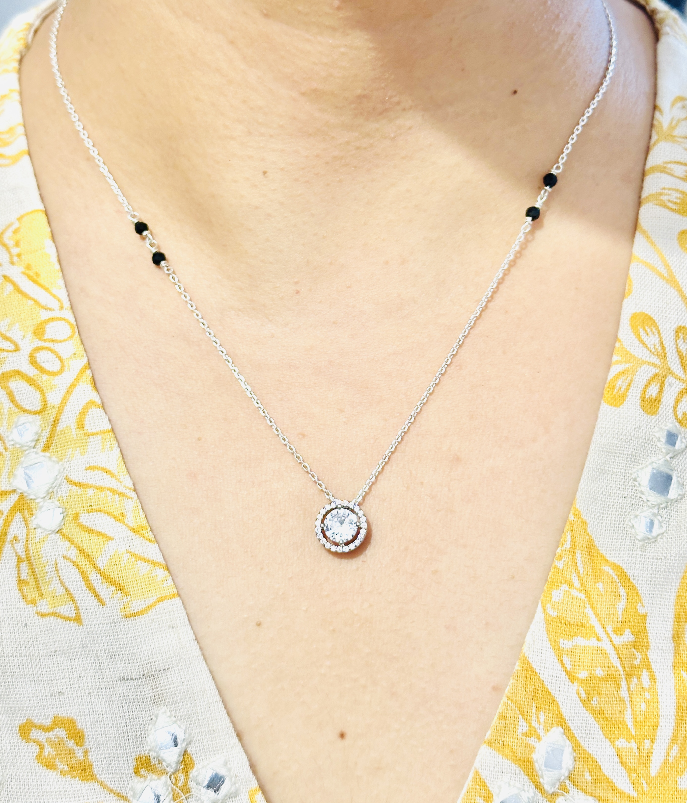 925 Sterling Silver Circle Minimal Black Beaded Mangalsutra